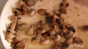 Салат Сытный с картофелем яйцом и помидорами