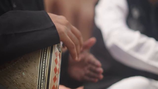 RAAHEIN by Dear Sunshine presents Justaju: The Essence of Love I Indian fusion instrumental beats смотреть онлайн