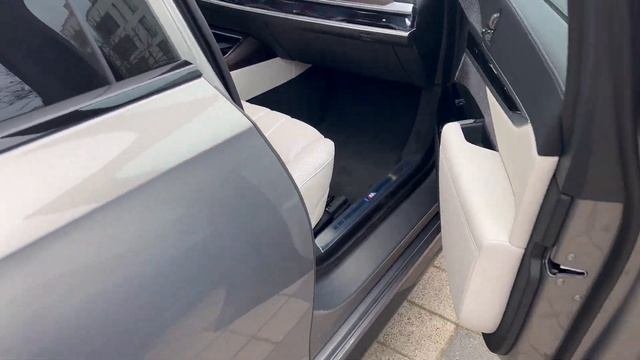 BMW i7 xDrive60 MY2023 #BMW #i7 #i7xdrive #BMWi7 #bmwi7xdrive60 #selectautomotiveromania