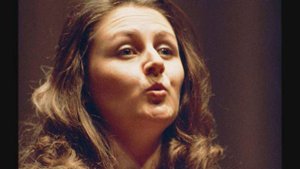 Edita Gruberova - "Ah non Giunge" - Geneve, 4/11/1982 (With a Laser High F)
