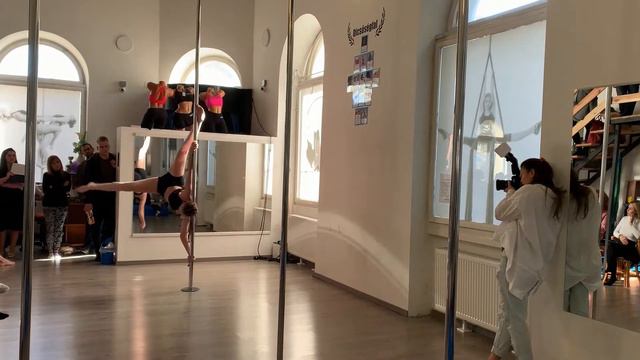 IV. Házi Bajnokság - Albrecht Chantelle смотреть онлайн