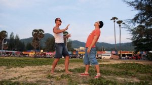 ROBOT DANCE| Танец робота  Тайланд| Саша Дракон и Михаил Прыгунов