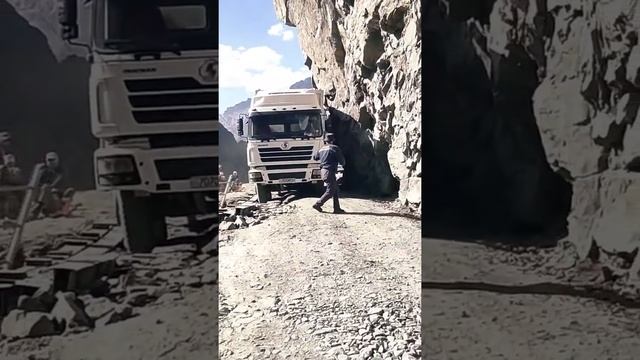 САМАЯ ОПАСНАЯ ДОРОГА В ТАДЖИКИСТАНЕ. DANGER ROAD IN TAJIKISTAN???