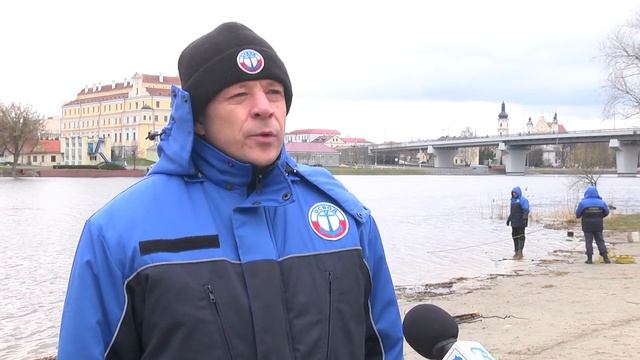 Городские пляжи Пинска чистят к открытию нового сезона смотреть онлайн