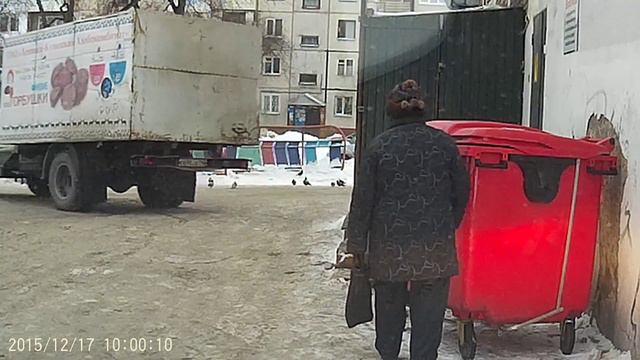 Гимн звучить не только на Новый год. смотреть онлайн