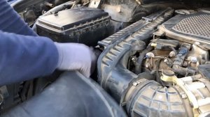 Замена воздушного фильтра на Mercedes-Benz GLE W166 двигатель М276, Часть 1