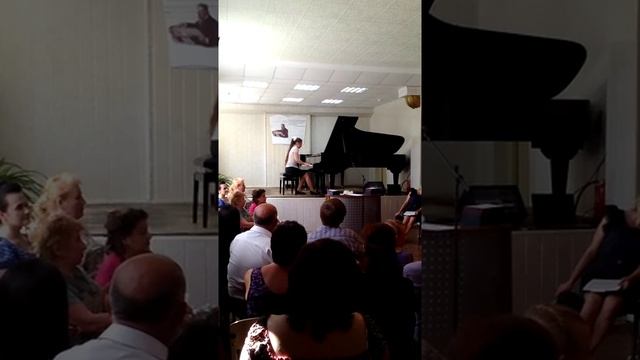 Крутикова Марианна Выпускной ДМШ.mp4 смотреть онлайн