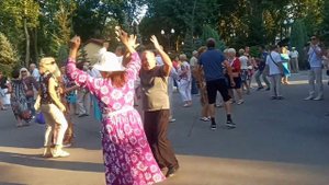 Калины куст!!! 💃🌹Танцы в парке Горького!!!💃🌹Харьков 2021