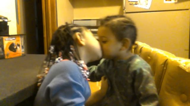 I love my Brother & I love my Sister смотреть онлайн