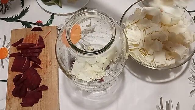Пелюстка со свеклой Маринованная капуста с буряком Рецепт хрустящей и вкусной пелюстки Видео рецепт
