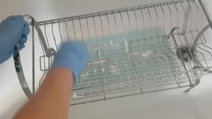 КАК ВЫМЫТЬ СУШИЛКУ ДЛЯ ПОСУДЫ ИЗ НЕРЖАВЕЙКИ/УБОРКА НА КУХНЕ/ УЮТНЫЙ ДОМ С МНОГОДЕТНОЙ МАМОЙ ВИОЛОЙ