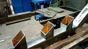 Монокосаур из трех секций.