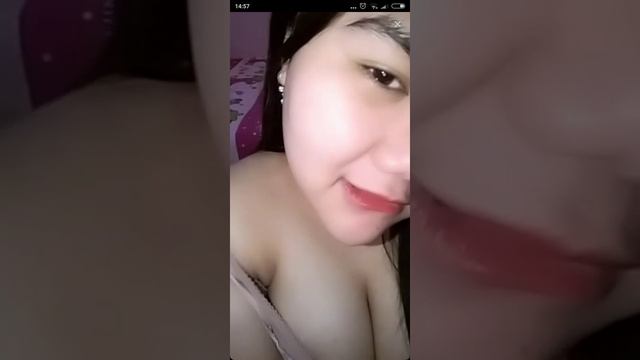 Cewe sange live bigo susunya gede 🔞🔞🔞