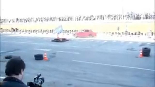 Весна, скорость и автомобили, море драйва и энергии! смотреть онлайн