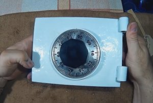 сейф ключница. (лимб. замок)