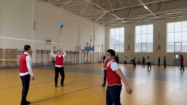 Уважаемый, Сулейман Керимов! Поздравляем вас с днем рождения! #СОШ14