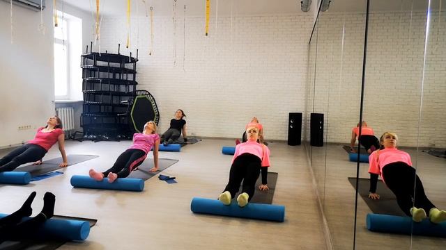 Пилатес с роллами ? для снятия напряжения и болей в спине.Pilates with rolls?