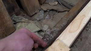 Подьем гаража. Деревянный пол в металлическом гараже