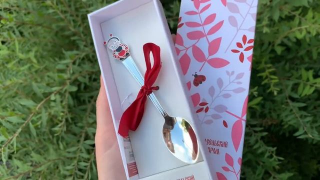 Серебряная ложка «Божья коровка» смотреть онлайн