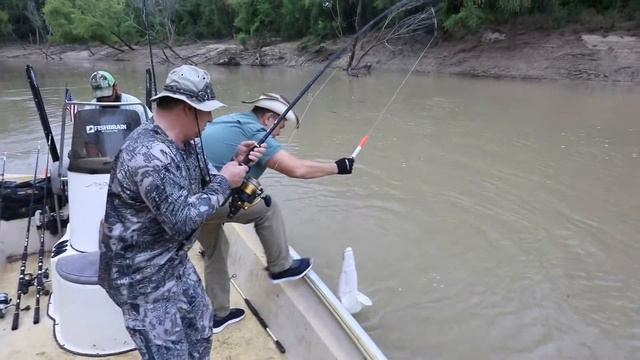 Техасские речные монстры: как поймать щуку-аллигатора смотреть онлайн