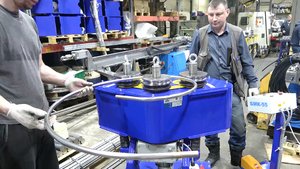 Гибка трубы в кольцо на 3-х роликовом вальцевом трубогибе 3RE-60