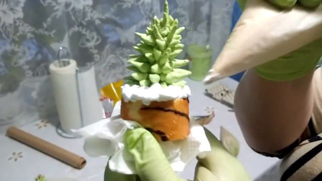 ЁЛОЧКА С ПОМОЩЬЮ КОРНЕТИКА