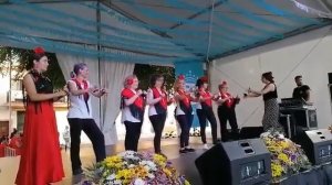 Grupo de Castañuelas, pasodoble Amparito Roca