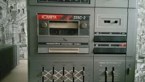 Магнитофон Комета-225С-2