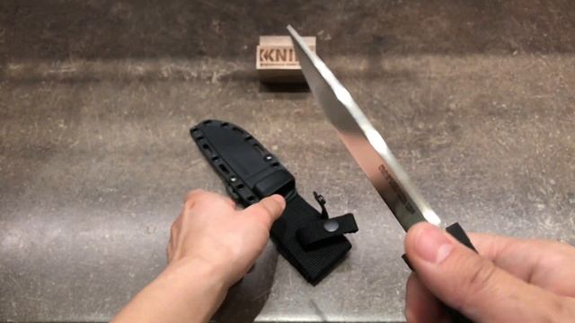 Нож "Master Hunter in San Mai" VG-1 San Mai III от Cold Steel смотреть онлайн