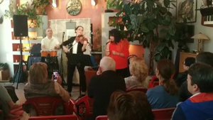 Инструментальный дуэт Меццо и Анифа Акмуллаева. квартирник. Манхэттен. скрипка Караганда