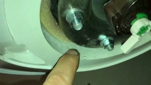 Под бойлером появилась вода. Что делать???