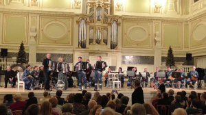 Säkkijärven polkka (Tradit.), Encore, Group of accordionists