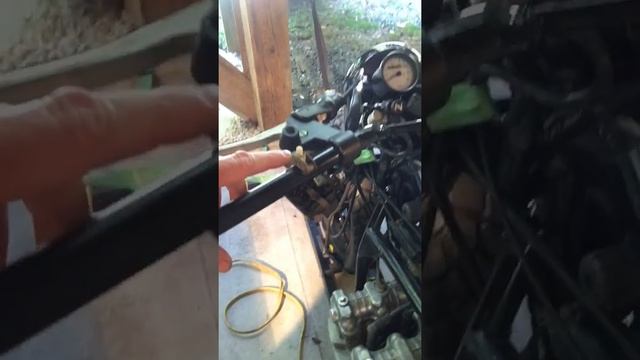 Day 22 1981 Honda CB750C Scrambler build Left Controls, Side Cover and Tank Badges смотреть онлайн