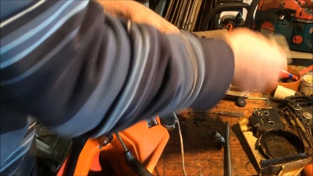 Замена подшипника на звезде бензопилы!Если у вас болтается!) смотреть онлайн