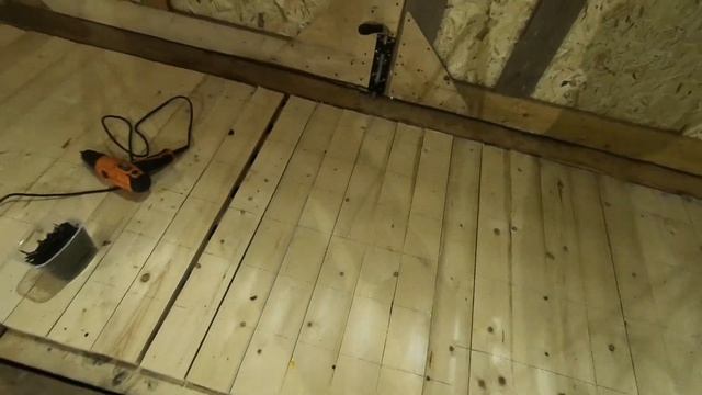 ПОЛ В ГАРАЖЕ ИЗ ПОДДОНОВ...ДЁШЕВО И СЕРДИТО...