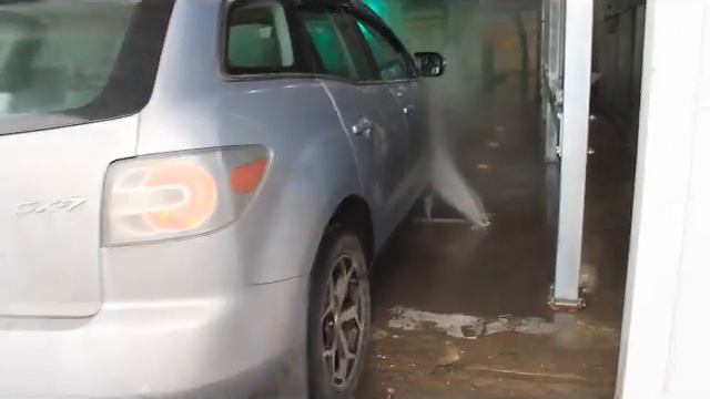 Заезд автомобиля мойка днища Автоматическая бесконтактная мойка ROBOWASH