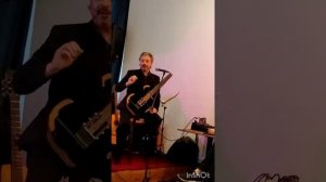 Григорий Нисневич- профессиональный гитарист и исполнитель барокко,классики,испанской музык,танго а