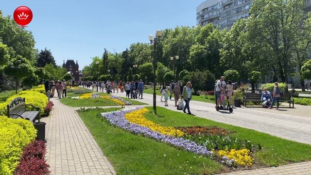 Какой будет май в краснодаре. Майский сквер Краснодар. Краснодар в мае. Краснодар в мае фото. 1 Мая Краснодар.