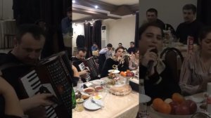 Самира Омарова. Очень хорошая даргинская песня в кругу друзей👏👏👏