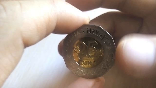 Биметаллические монеты Хорватия 25 кун 2011 (196)Подписание договора о вступлении в Европейский сою смотреть онлайн