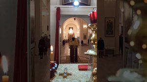 Фрагмент Божественной литургии. Диалог протодиакона с священником перед чтением Евангелия.