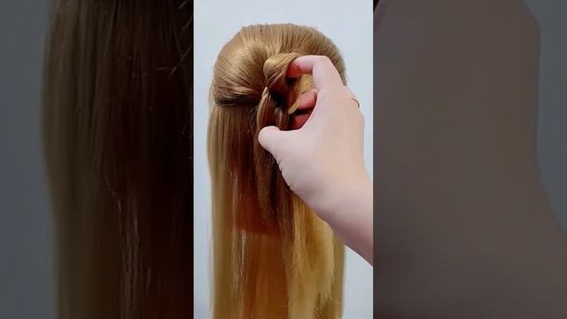 How to tie a beautiful hairstyle???#hairstyle#hair#beautiful#beauty#shortvideo#cute#shorts#short