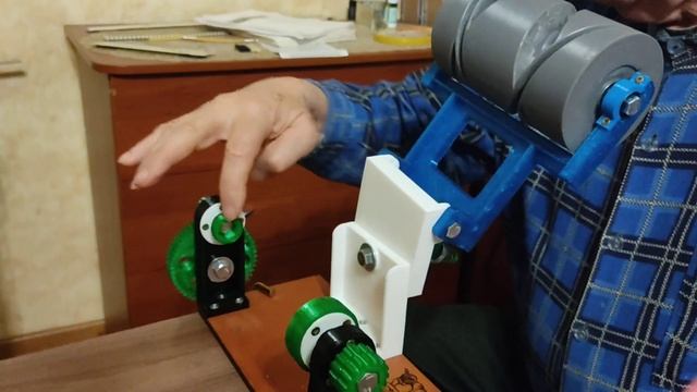 Бюджетная моталка для пряжи на конус смотреть онлайн