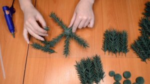 Мастер-класс "Ёлочка из фоамирана"