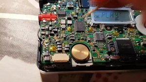 Panasonic RQ-SX97F места отпайки платы от ЛПМ для замены пасиков