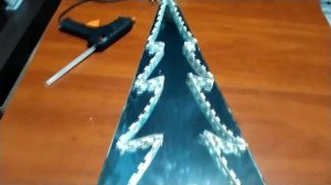 Новогодняя елка на окно из гирлянд c эффектом 3D или как красиво украсить окно на Новый Год