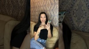Девушка с голосом Алисы звонит эвакуаторщику | Приколы от Сандры | Тик Ток #Shorts