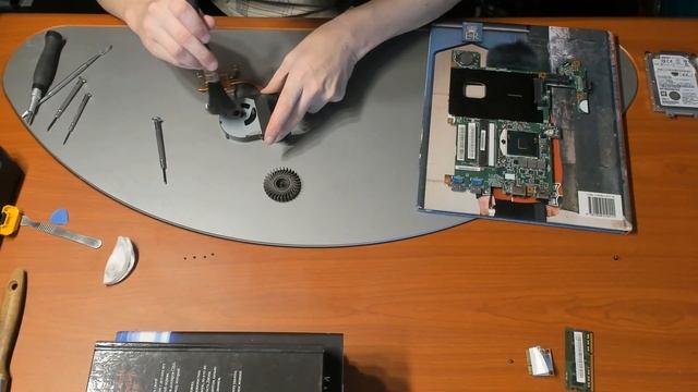 Disassembly Lenovo IdeaPad G580 20157 смотреть онлайн