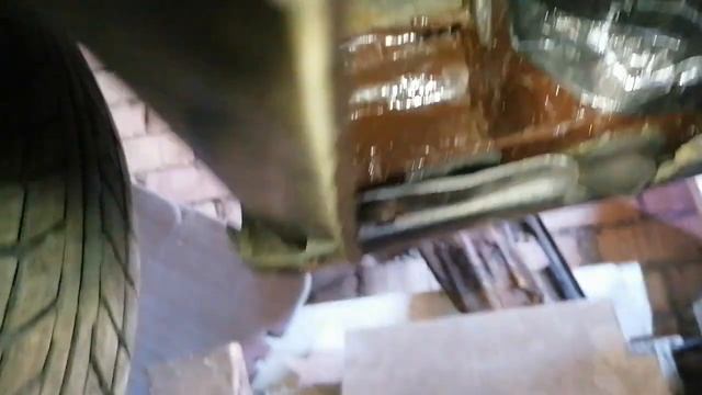 Как установить китайские подкрылки на W124 красиво