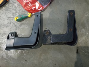 Kia CeeD JD замена штатных брызговиков на ROSTECO